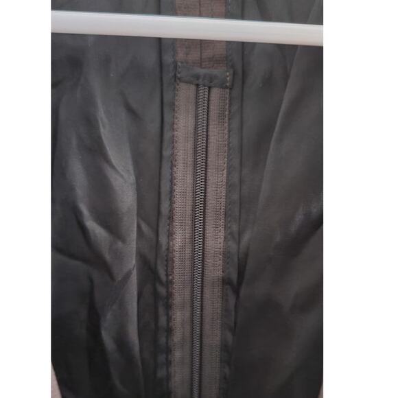 Talbot Runhof Silk Blend Pleated V-Neck Sleeveless Top Brown 8 - Picture 8 of 10